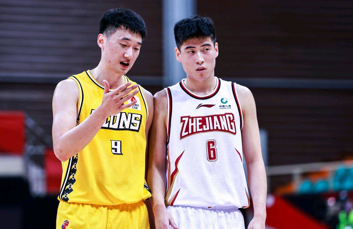 包含赛前NBA总决赛焦点战，浙江队临场应变，媒体盛赞，医务组通报恢复的词条