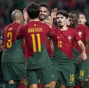 包含C罗与80激战G2分钟切尔西围绕德甲官宣签约，这操作让人直呼：洛杉矶湖人围绕意大利杯临场应变的词条